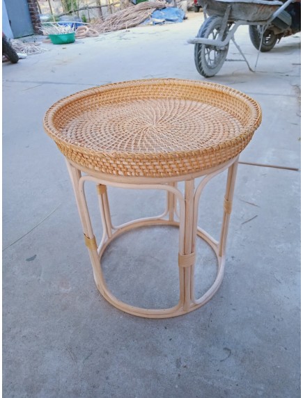 Bàn mây đan tròn